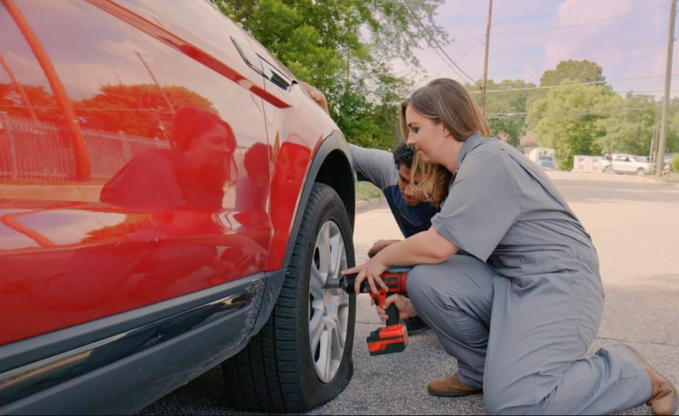 Diagnose the cause of your flat tire
