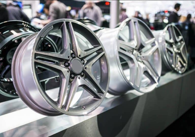 Hubcaps vs Rims What Are The Differences, and What’s better?