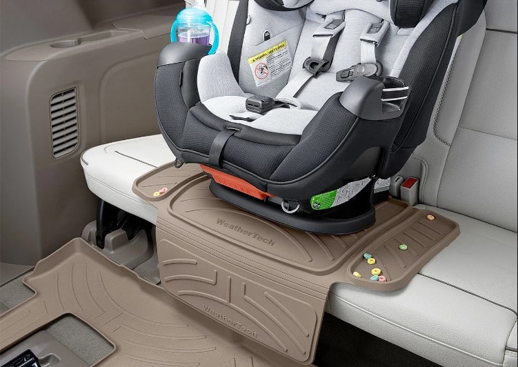 Why Are Infant Car Seat Covers Important