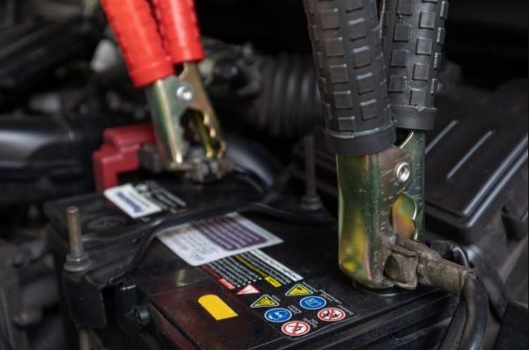 How to keep a car battery charged when not in use