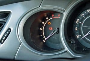Does Check Engine Light Come On For Oil Change? - Auto EMC